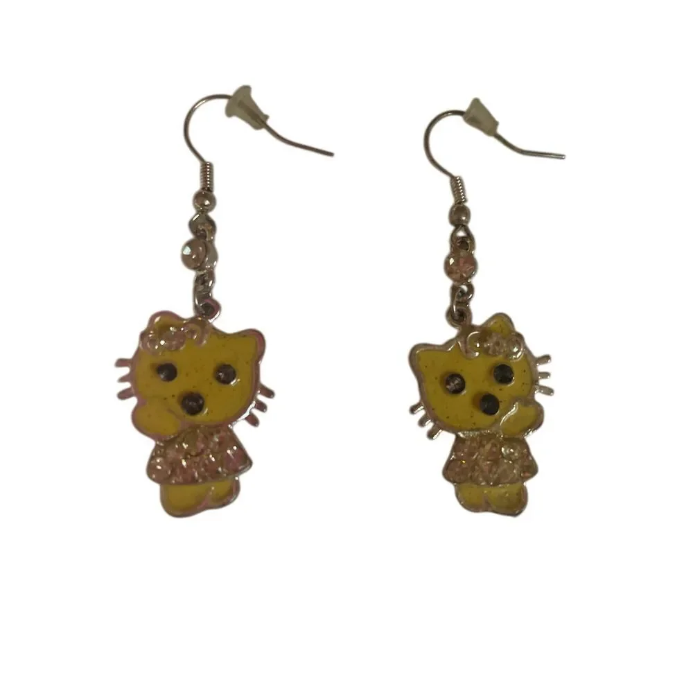 Hello Kitty Yellow Enamel Crystal Dangle Earrings Kawaii Fashion‎ Jewelry